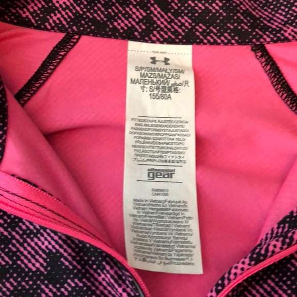NWT Under Armour pink/black jacket size small - Picture 2 of 7